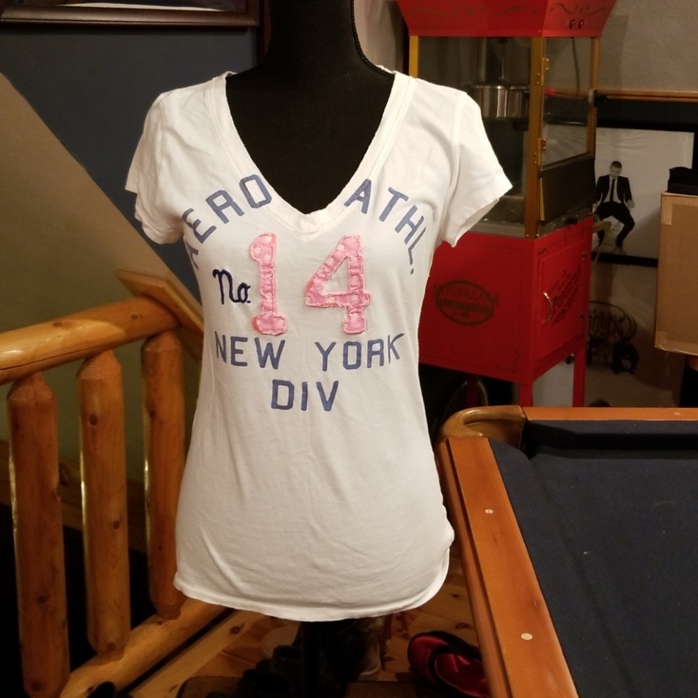 NWOT aero tee